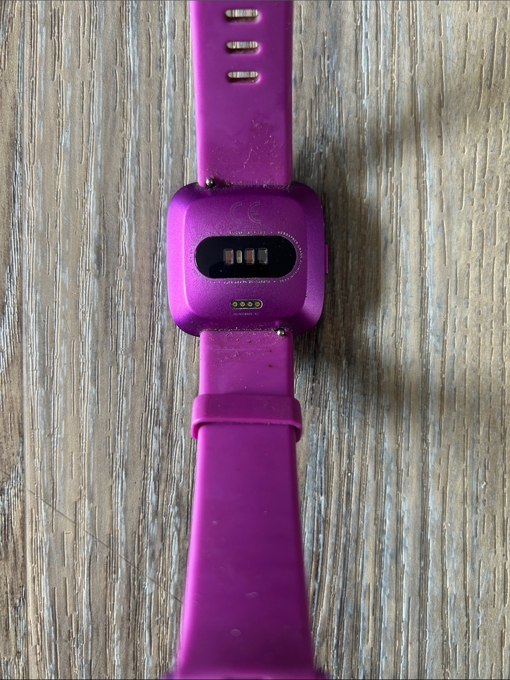 Fitbit smartwatch - Picture 6 of 7